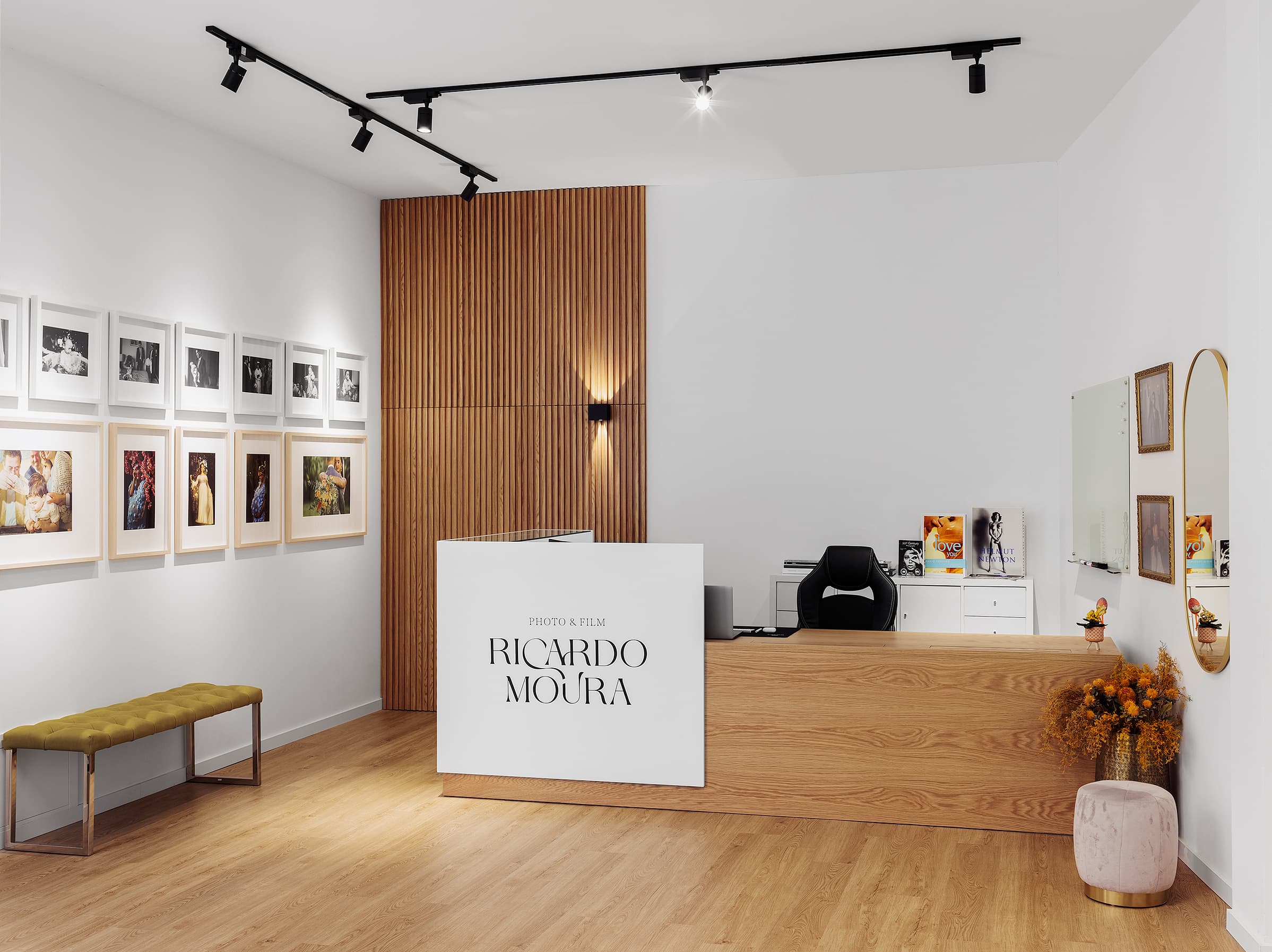 Recepção do estúdio Ricardo Moura — Photo & Film em Santo Tirso